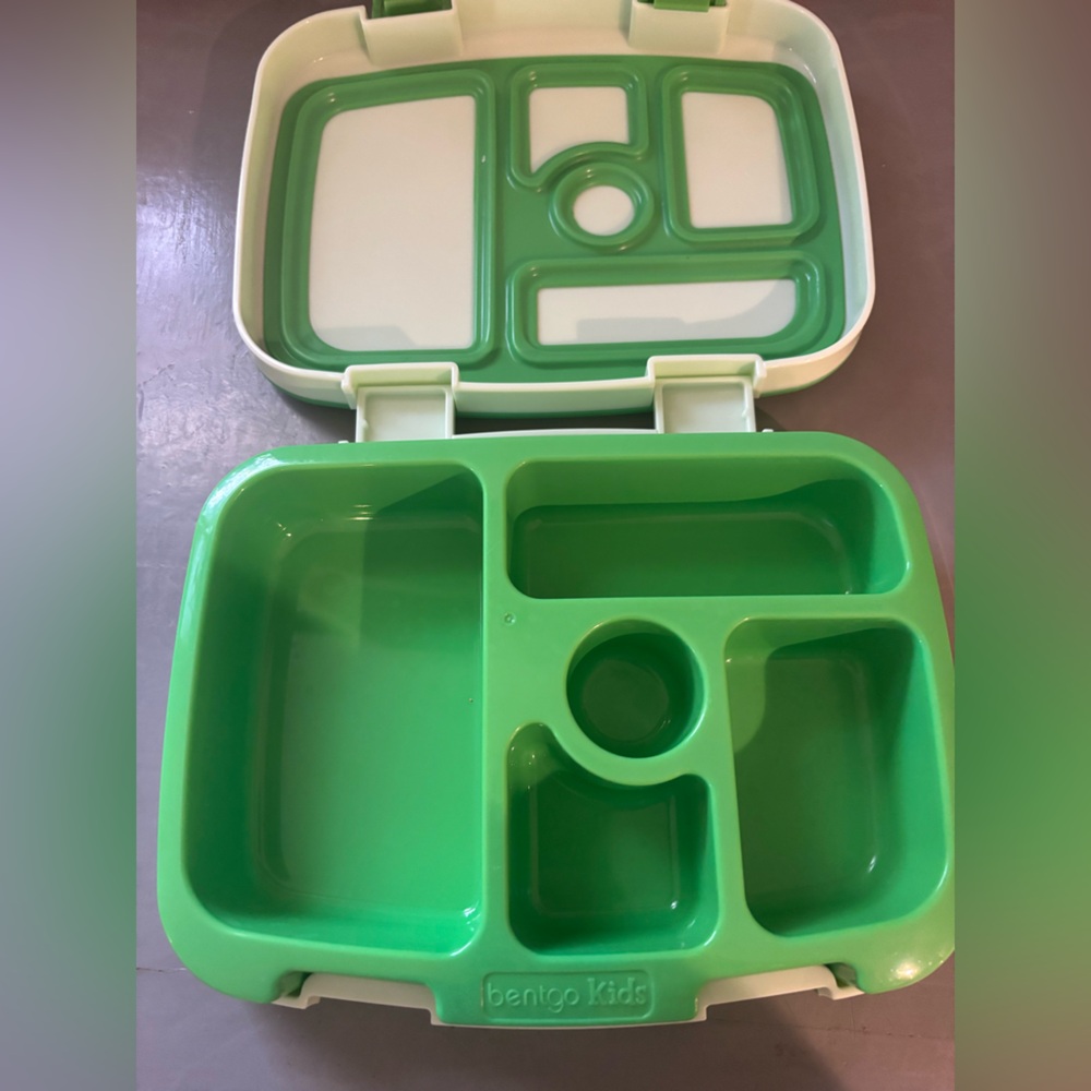 Bentgo Kids Green Lunch Box